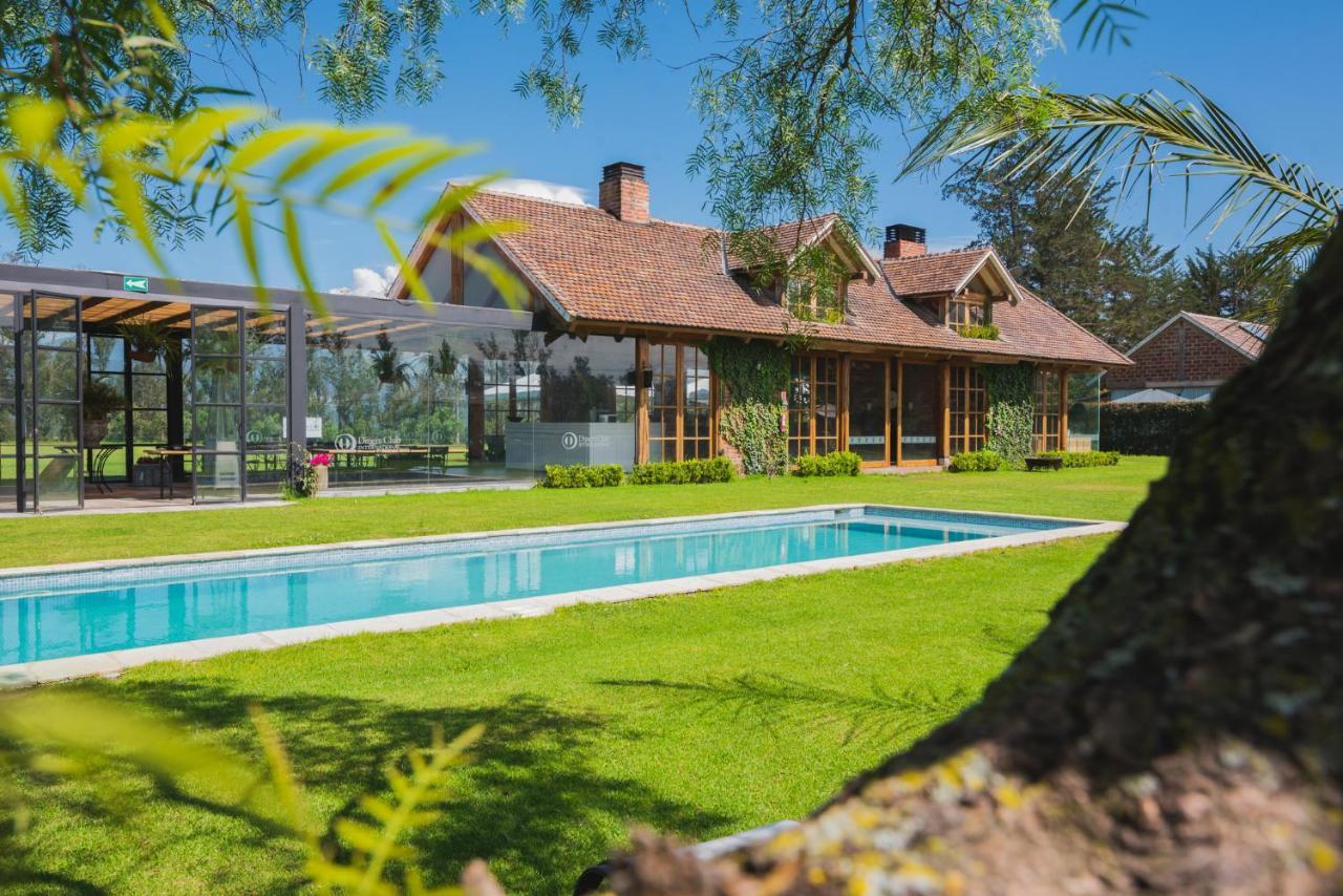 La Palma Polo Hotel - Airport Area Puembo Eksteriør billede