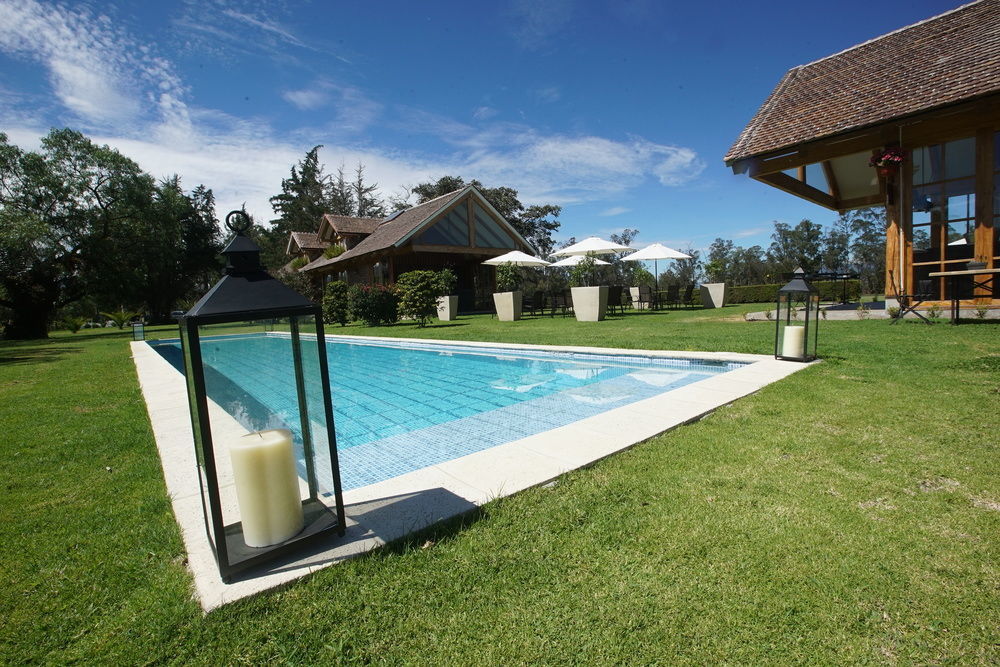 La Palma Polo Hotel - Airport Area Puembo Eksteriør billede